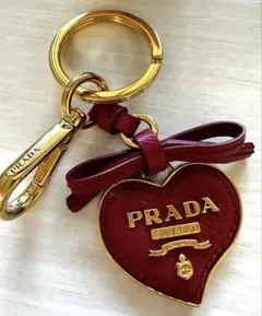 2025年最新】プラダ ハートキーホルダーの人気アイテム - メルカリ