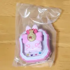 プリキュアオールスターズ　コンパクトミラー　ドキドキ！プリキュア　キュアハート