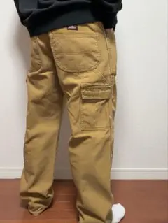 Item thumbnail for item fe8062cf-69dc-4383-92f3-87cae6a3101e