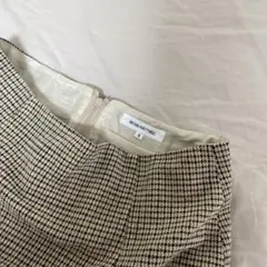 ナチュラルビューティーベーシック　スカート