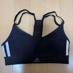 adidas ブラック ストラップ付きブラトップ　アディダス　ヨガ　ヨガウェア