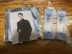 seventeen new バーノン ミニポーチ カプセルトイ