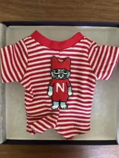 ヒグチユウコ　ニャンコのロンパース ボーダー 完売品 新品 レア】ヒグチユウコ ニャンコ ロンパースボーダー 服 ワッペン