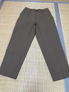 GU チェック柄ブラウン スラックス Sサイズ