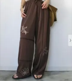 ヘイリス heilis Embroidery Patchwork PT パンツのサムネイル