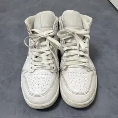 NIKE AIR JORDAN 1 MID ホワイト