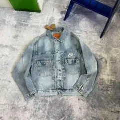 LEVI'S × Nike コラボ デニムジャケットです。