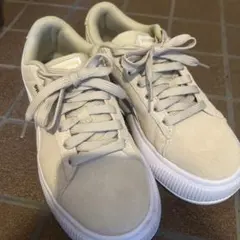 PUMA スエード プラットフォーム スニーカーのサムネイル