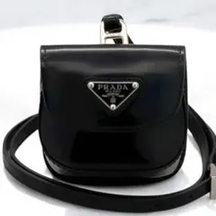 新品 未使用 プラダ AirPods ケース 三角ロゴ イヤホン エアポッズ 2026年最新】PRADA イヤホンの人気アイテム - メルカリ
