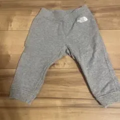 THE NORTH FACE グレー スウェットパンツ　ズボンのサムネイル