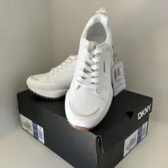 新品 タグ付き未使用 DKNY ホワイト　スニーカー　24cmのサムネイル