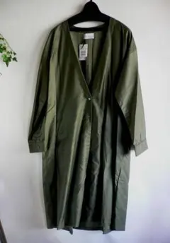 カーキ トレンチコート