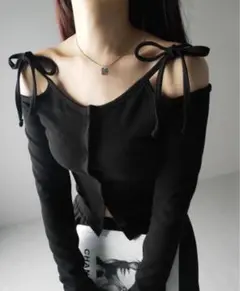 オフショルダー