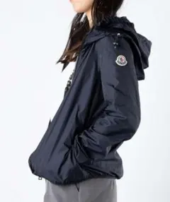 美品☆MONCLER　レディース　ナイロンジャンパー