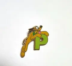 ディズニー　プルート　ピンズ　キャラクター　レター　アルファベット