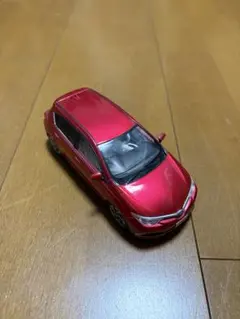 トヨタ　AURIS     1/24スケール                                         　　　 カラーサンプルミニカー　非売品 トヨタAURIS 1/24スケール カラーサンプル… (105 KY) 木屋瀬のミニカー