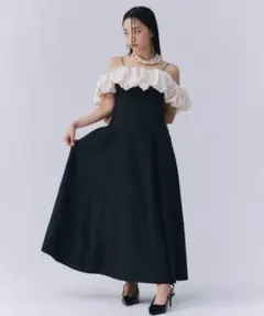 eimy istoire オフショルダーワンピース ブラック×ベージュ フリル