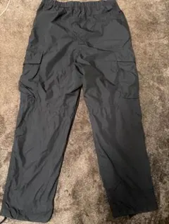 ユニクロ　メンズ　ワイドフィットパラシュートカーゴパンツ　Sサイズ