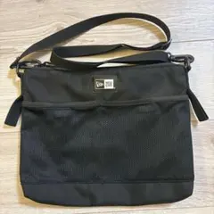 ニューエラ　サコッシュ　ショルダーバッグのサムネイル