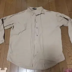 ベージュ コットン ボタンアップシャツ 長袖