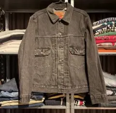 【新品】LEVI'S ブラック デニムジャケット 現行 2nd モデルのサムネイル