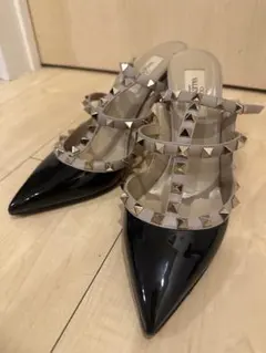 VALENTINO ロックスタッズ パンプス 38sizeのサムネイル
