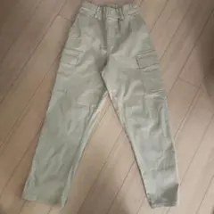 GU　ストレッチストレートカーゴパンツ