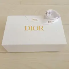 Dior ギフトボックス ホワイト❤︎リボン付❤︎