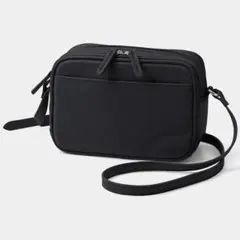 GU ジーユー ブラック 黒 スクエアミニショルダーバッグ カバン 肩掛け