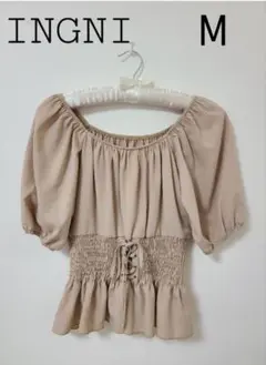 INGNI♡トップス♡ベージュ♡M♡美品