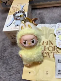 PIN FOR LOVE ぬいぐるみキーホルダー