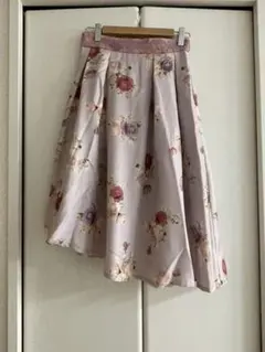 ★新品★ リズリサ　花柄スカートのサムネイル