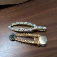 パールとビーズのヘアクリップセット