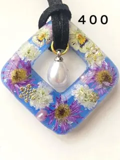 ハンドメイドレジンネックレス　小さめビオラなどドライフラワー