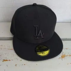 新品☆ロサンゼルス・ドジャース ブラック × ブラック キャップ59FIFTY