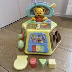 はじめて英語 くまのプーさん 絵本でおしゃべり！ゆびさき知育いっぱいできた