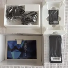 【新品未使用】DIGNO ディグノ 902KC 京セラ KYOCERA（京セラ） 902KC DIGNO ケータイ3 シルバー SIMフリー 中古