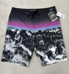 ★未使用タグ付★ オニール O'NEILLボードショーツ サーフパンツ水着 30