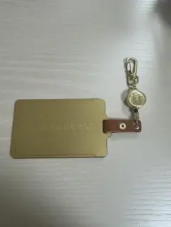 STARBUCKS ゴールド パスケース　リール付き（磁気・ICカード不可）