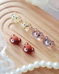 おーちゃん様専用ページ　レジン　ハンドメイド　イヤリング　クマ