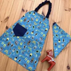 着脱簡単！ 子供エプロン 120 〜 130 三角巾セット☆ 虫さん♪水色系