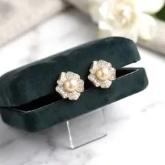 パール＆ビジュー フラワーモチーフ イヤリング結婚式