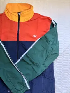 adidas ナイロンジャケット M