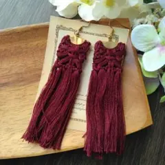 希少⚠️　ロング　赤　フリンジ　ボルドー　ピアス　イヤリング　タッセル　大ぶり