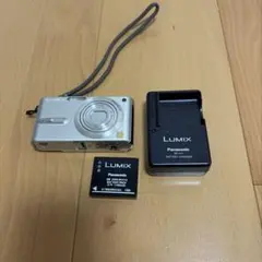 Panasonic LUMIX DMC FX50 本体　バッテリー　充電器付き Panasonic LUMIX DMC-FX50 本体 バッテリー 充電器 - メルカリ