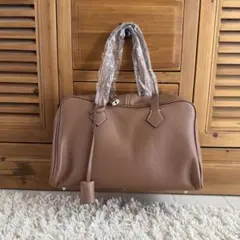 Item thumbnail for item 3e5e5cb1-7a90-4fe2-9b84-dae69f225fe8