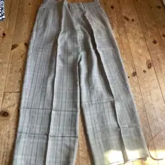 ベージュ チェック スラックス