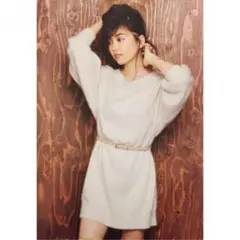 オフショルベルト付きニットワンピース