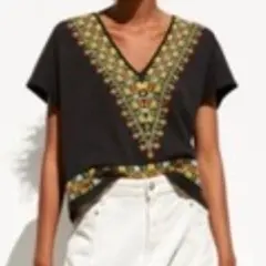 ZARA ザラ　コットン　トップス　Vネック　Mサイズ