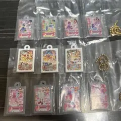 ④大スター一宮いちごまつりガチャガチャ アイカツカードミニチュアチャーム